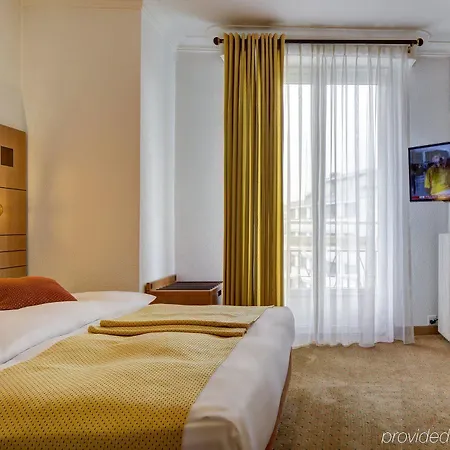 Hotel Eden