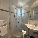 Eden 3*
