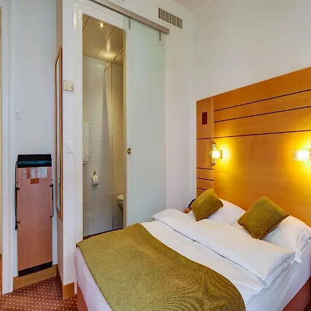 Eden Hotel