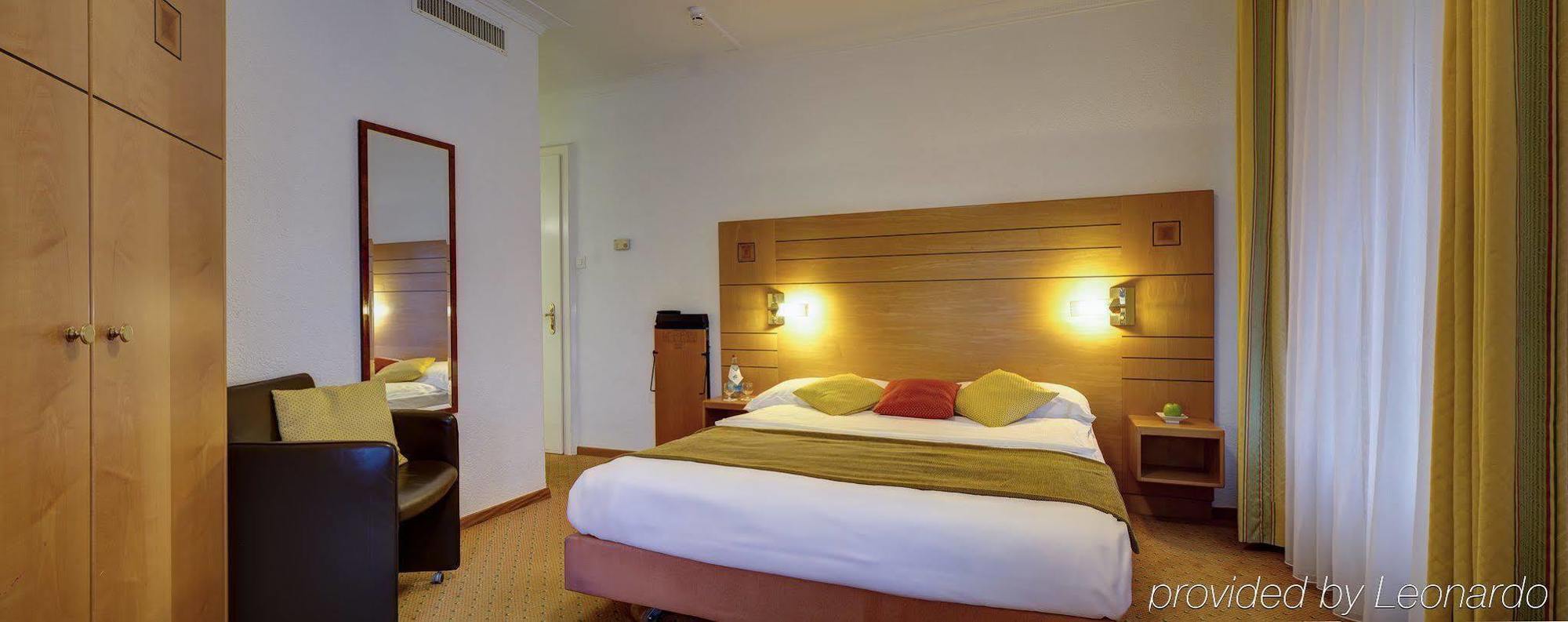 Hotel Eden