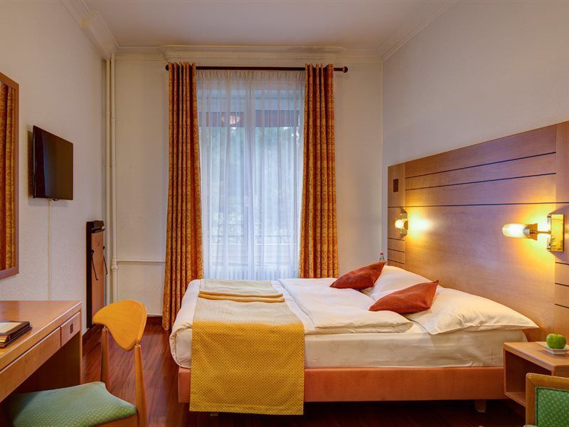 Hotel Eden